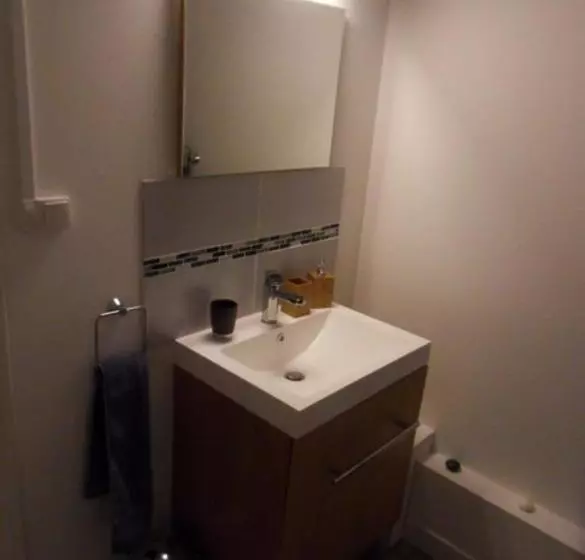 تختخواب و صبحانه Le 33 Chambres D Hôtes