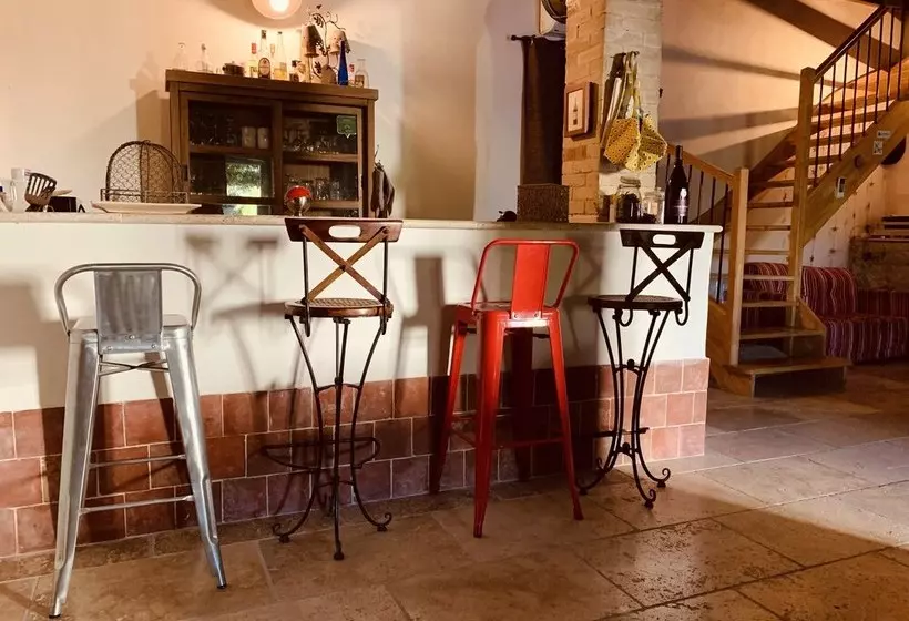 Aamiaismajoitus (B&B) Le Mas Des Mourguettes