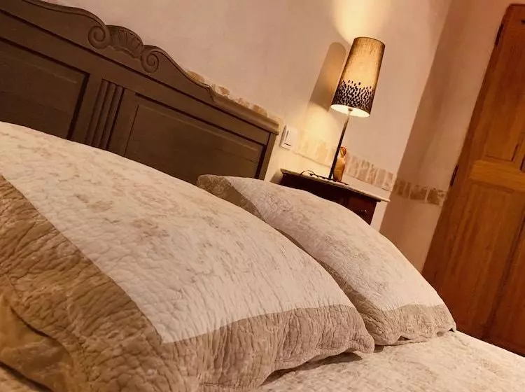 Aamiaismajoitus (B&B) Le Mas Des Mourguettes