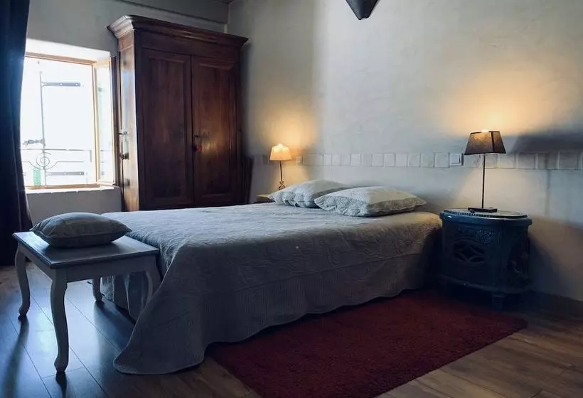 Aamiaismajoitus (B&B) Le Mas Des Mourguettes