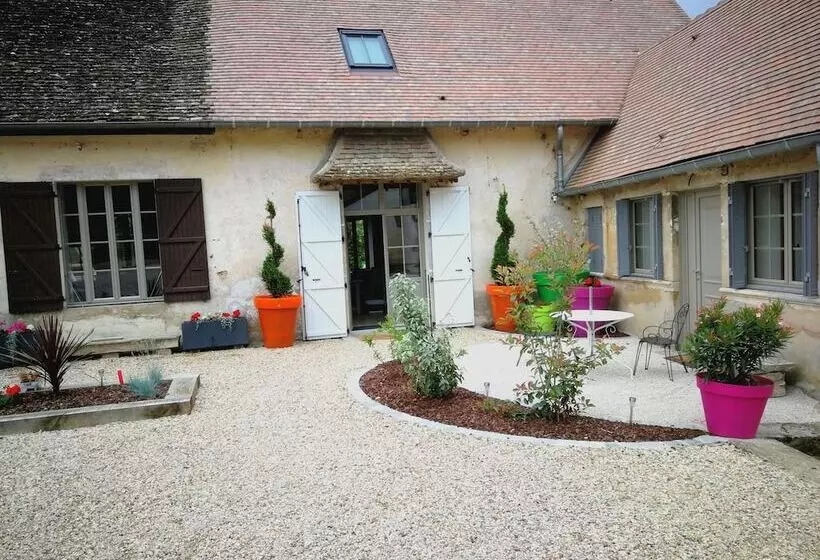 Aamiaismajoitus (B&B) Les Chambres Du Foulot