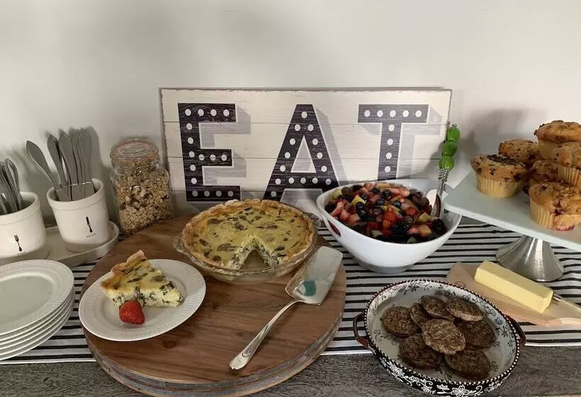 Aamiaismajoitus (B&B) The Avenue Guesthouse And Gallery