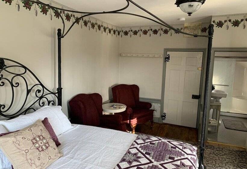 تختخواب و صبحانه The Avenue Guesthouse And Gallery