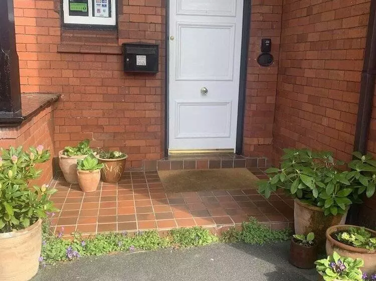 Aamiaismajoitus (B&B) Victoria Lodge