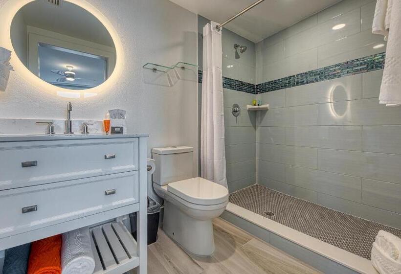 Fusion Resort Waterfront Suites