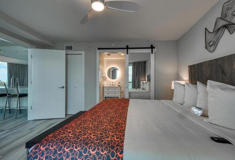 Fusion Resort Waterfront Suites