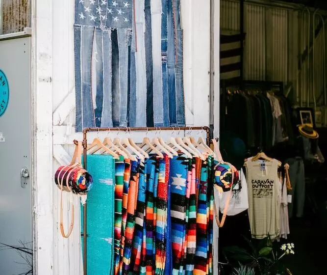 Hotelli Caravan Outpost