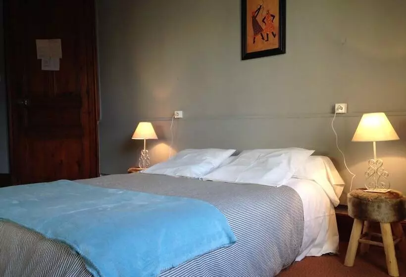 Hotelli Hôtel Au Bon Accueil