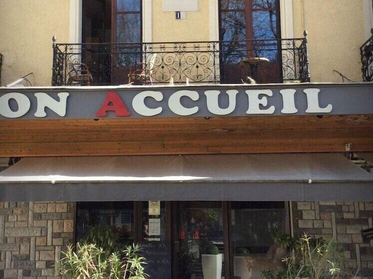 فندق Hôtel Au Bon Accueil