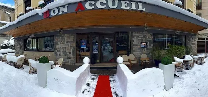 Hotelli Hôtel Au Bon Accueil