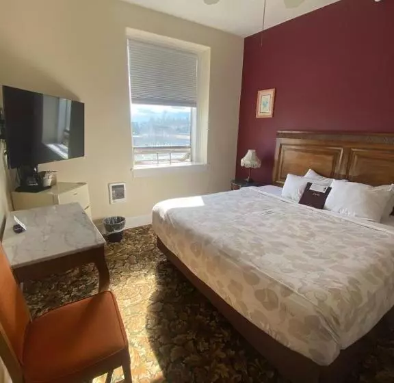 Hotelli Manresa Castle