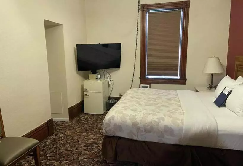 Hotelli Manresa Castle