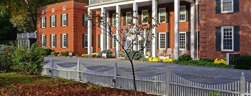 هتل The Country Inn Of Berkeley Springs