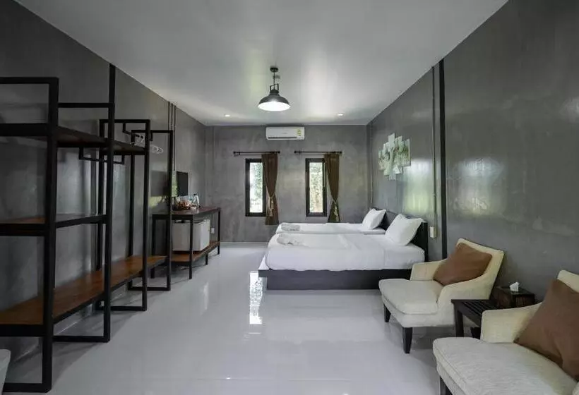 هتل The Loft Panwa Resort