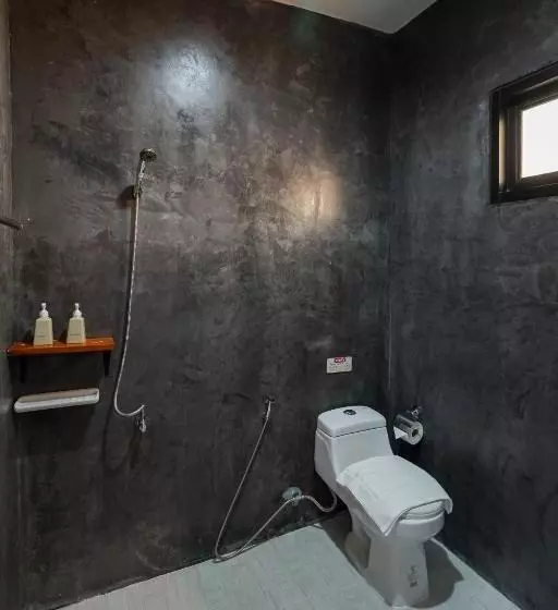 هتل The Loft Panwa Resort