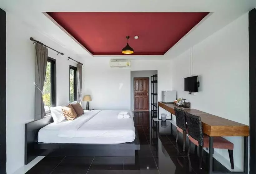 هتل The Loft Panwa Resort