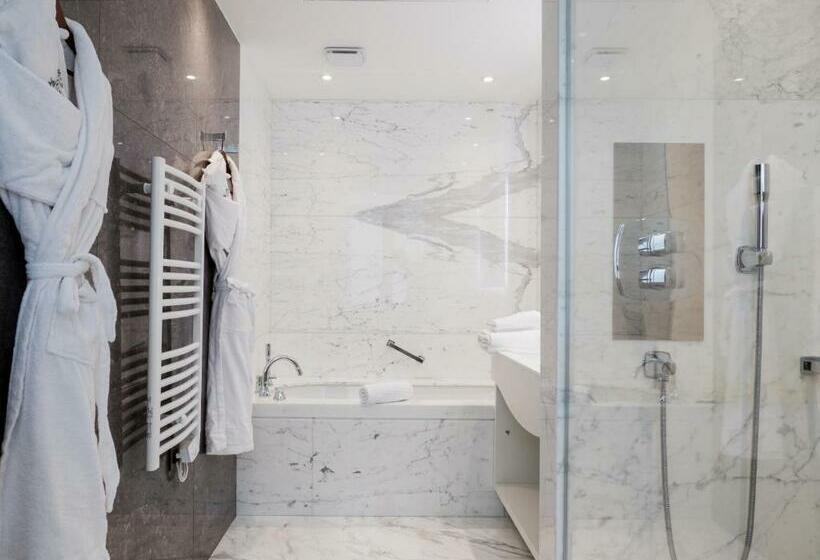 ホテル Villa Genesis