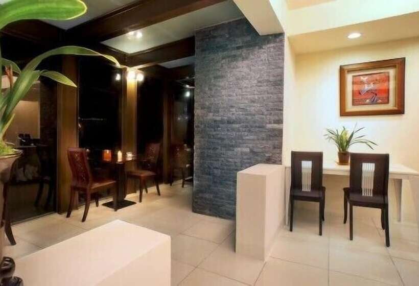 هتل Yonghe Resort