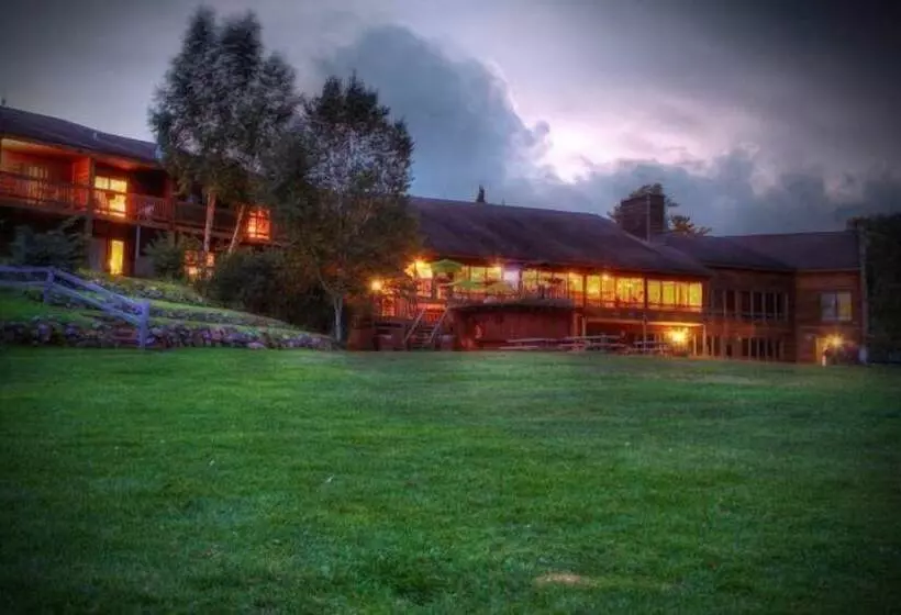 Lakewoods Resort & Lodge