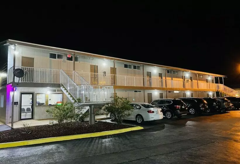 モーテル Host Inn