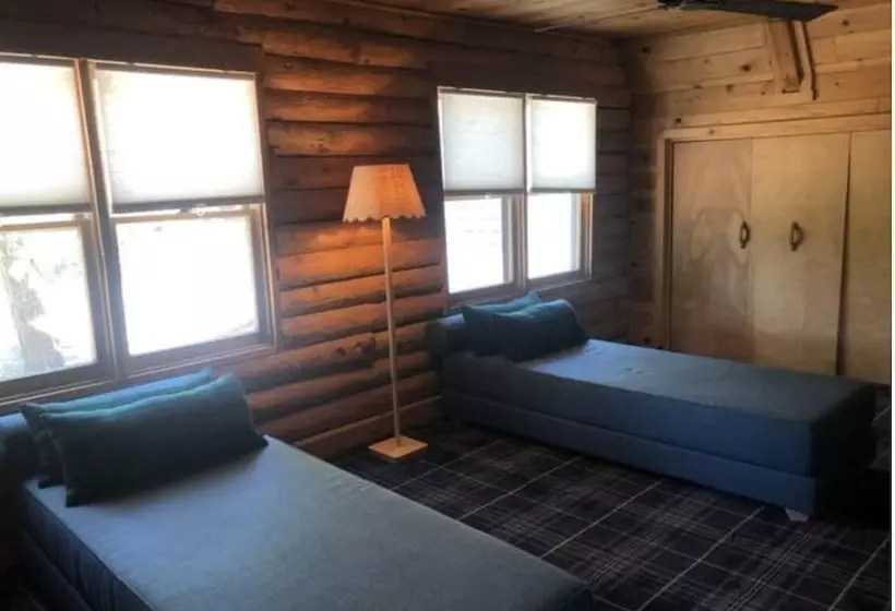 Motelli The Fireside Inn