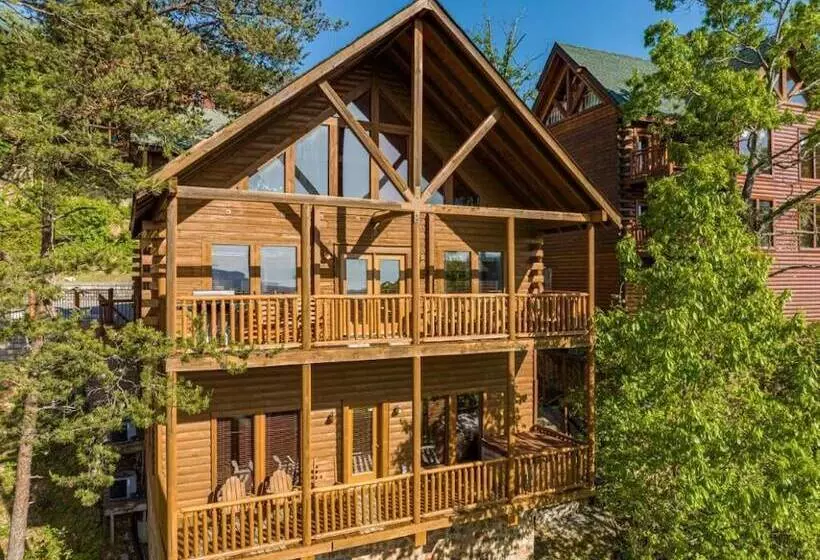 Scenic Vista Lodge