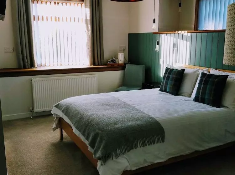 Aamiaismajoitus (B&B) Edderton Lodge