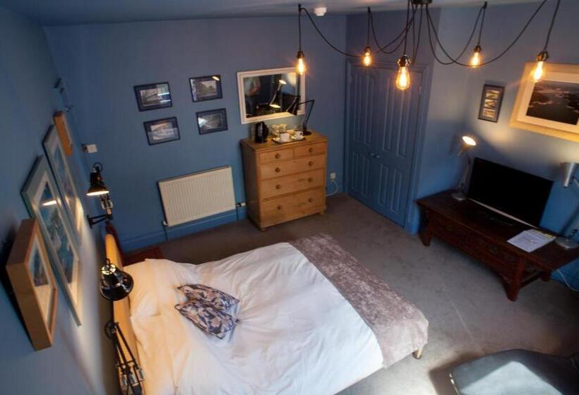 Bed & Breakfast Hill View House