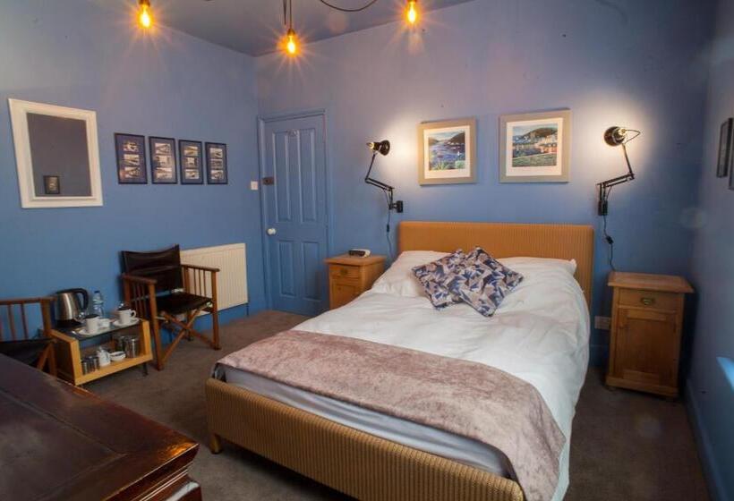 Bed & Breakfast Hill View House