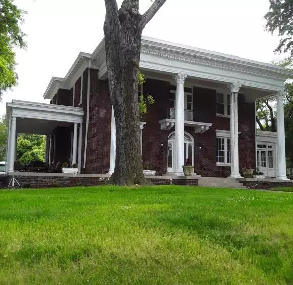 ベッドアンドブレックファースト The York Chester Inn