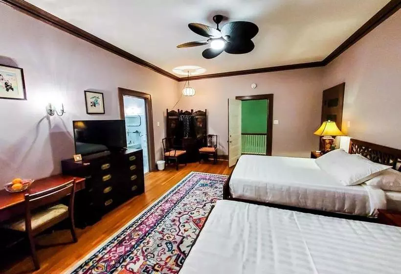 ベッドアンドブレックファースト The York Chester Inn