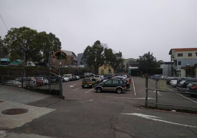 تختخواب و صبحانه Tung Shiang Homestay