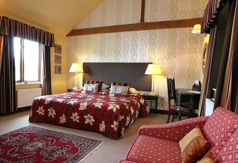 Cornfields Hotel & Restaurant