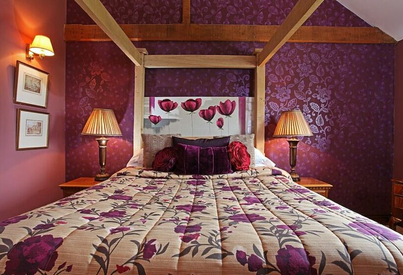 Cornfields Hotel & Restaurant