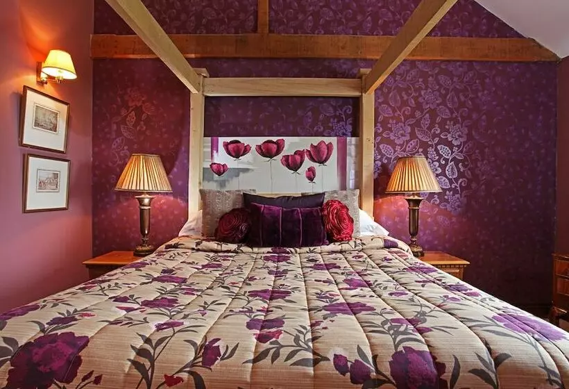 Cornfields Hotel & Restaurant