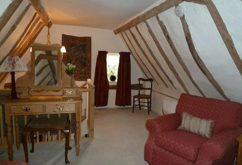 Cornfields Hotel & Restaurant