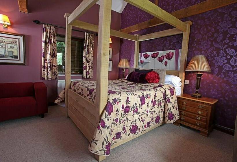 Cornfields Hotel & Restaurant