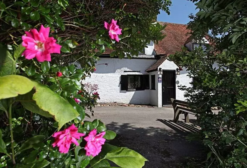 Cornfields Hotel & Restaurant