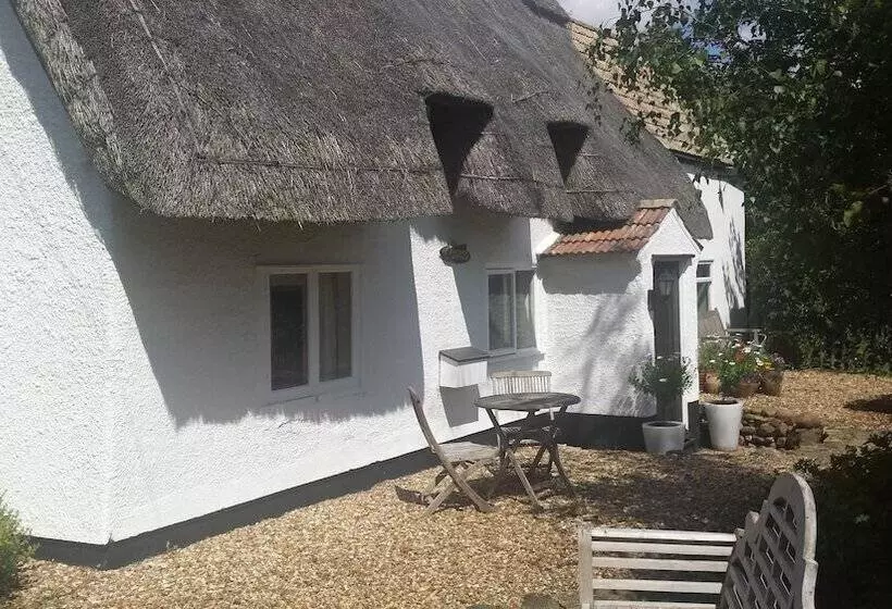 Cornfields Hotel & Restaurant