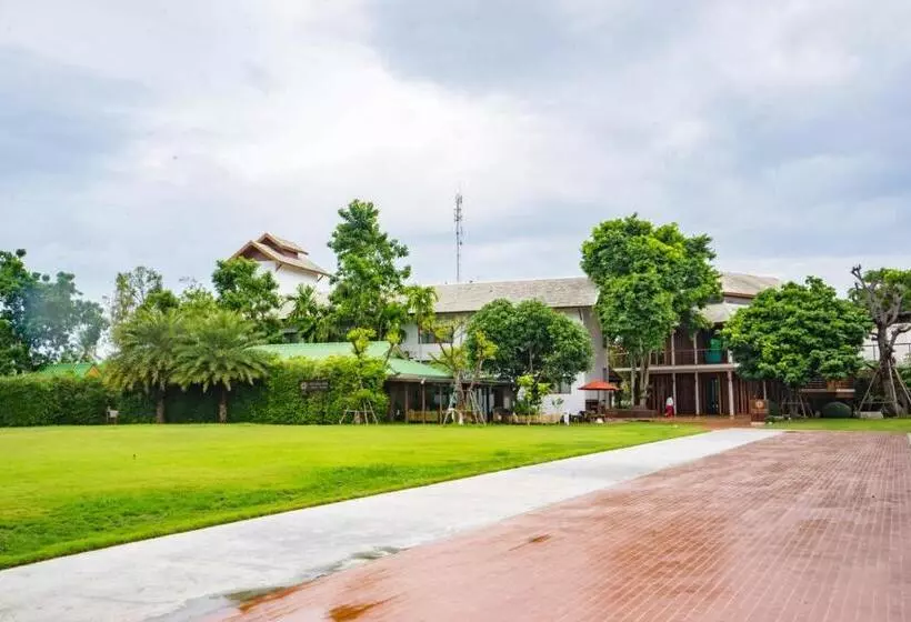 هتل Anyamanee Resort