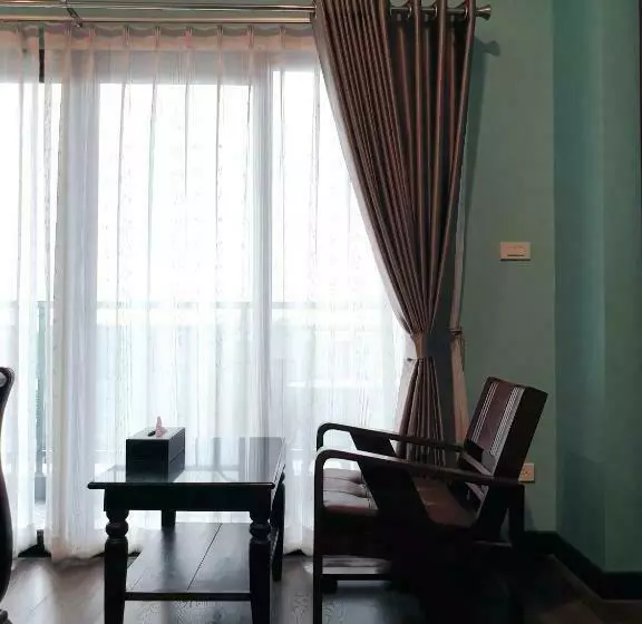 ホテル Chunlee Grand Korat