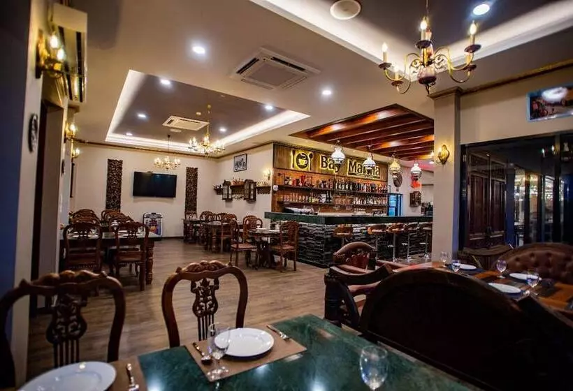 ホテル Chunlee Grand Korat