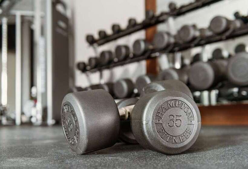 בית מלון כפרי Hampton Inn & Suites Pittsburgh New Stanton