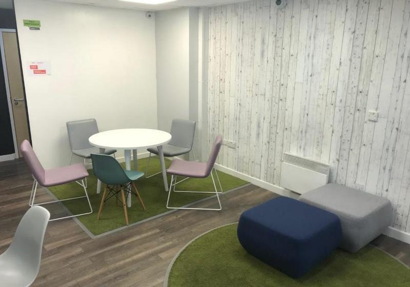 ホテル Hashtag Bangor