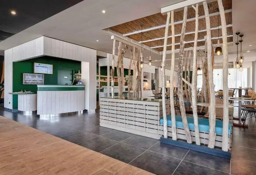 ホテル Ibis Styles Arcachon Gujanmestras
