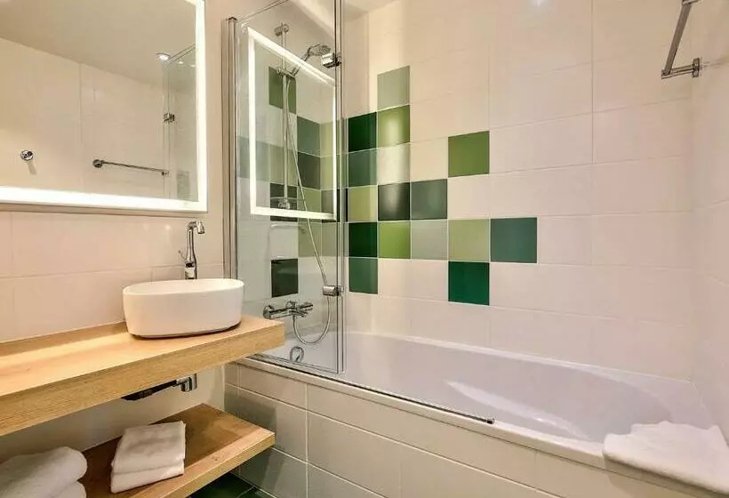 ホテル Ibis Styles Arcachon Gujanmestras