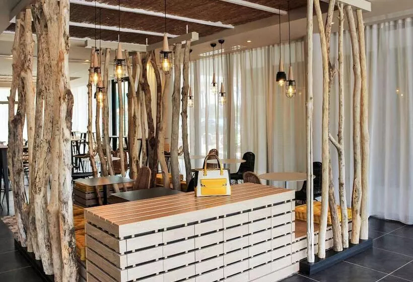 ホテル Ibis Styles Arcachon Gujanmestras