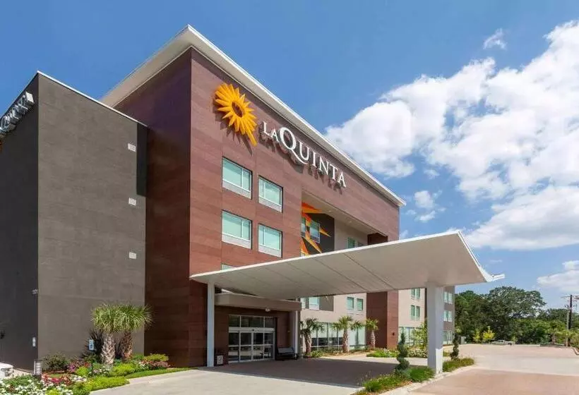 هتل La Quinta Inn & Suites By Wyndham Lafayette Oil Center
