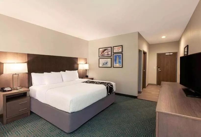 هتل La Quinta Inn & Suites By Wyndham Lafayette Oil Center
