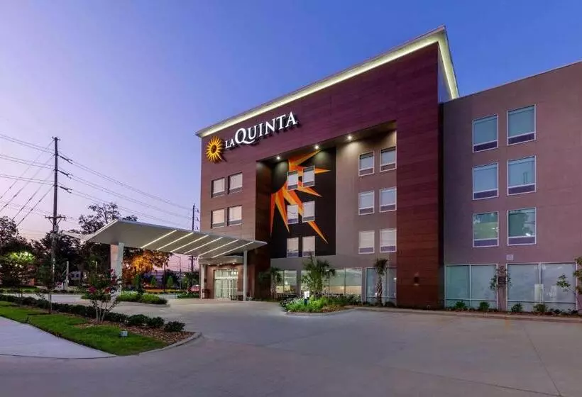 هتل La Quinta Inn & Suites By Wyndham Lafayette Oil Center
